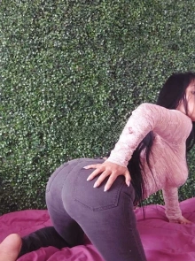 Experiencia de lujo con Dara, kinesióloga independiente