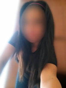 Andrea, una kinesióloga confiable y verificada